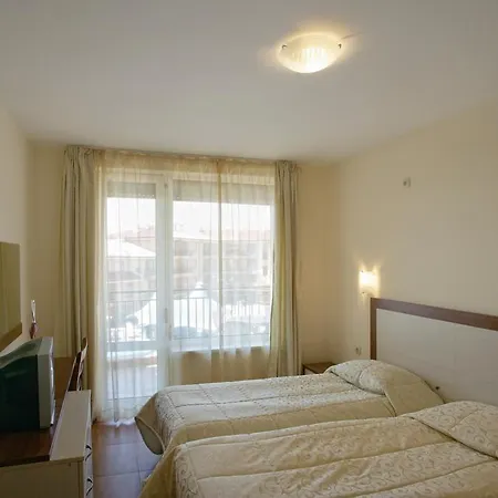 Апартхотел Aqua Dreams 3*
